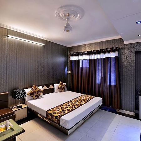 Hotel New Mg Residency Amritsar Bagian luar foto