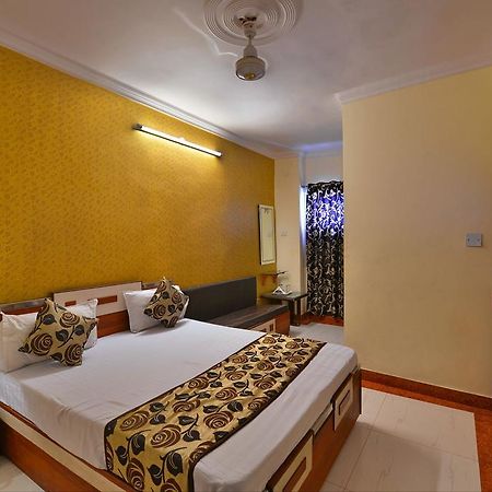 Hotel New Mg Residency Amritsar Bagian luar foto