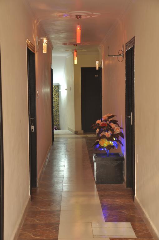 Hotel New Mg Residency Amritsar Bagian luar foto