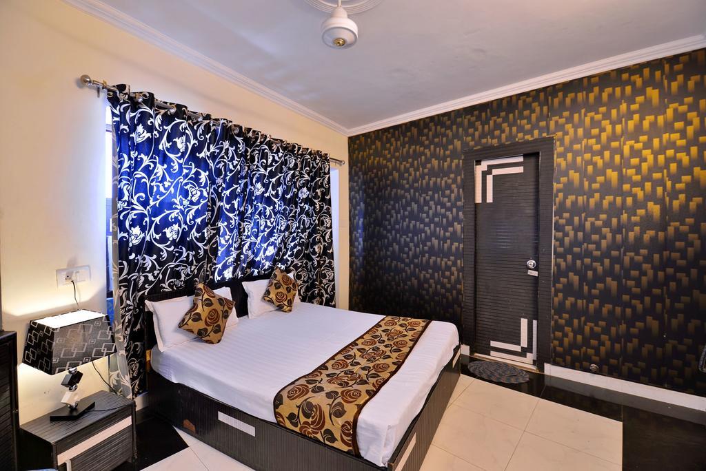 Hotel New Mg Residency Amritsar Bagian luar foto