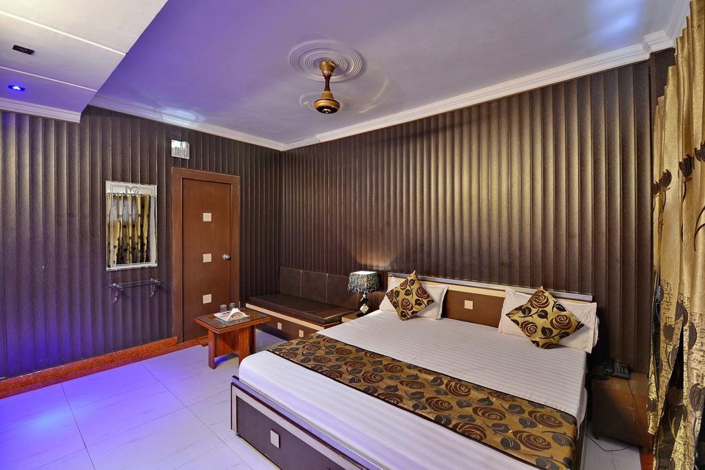 Hotel New Mg Residency Amritsar Bagian luar foto