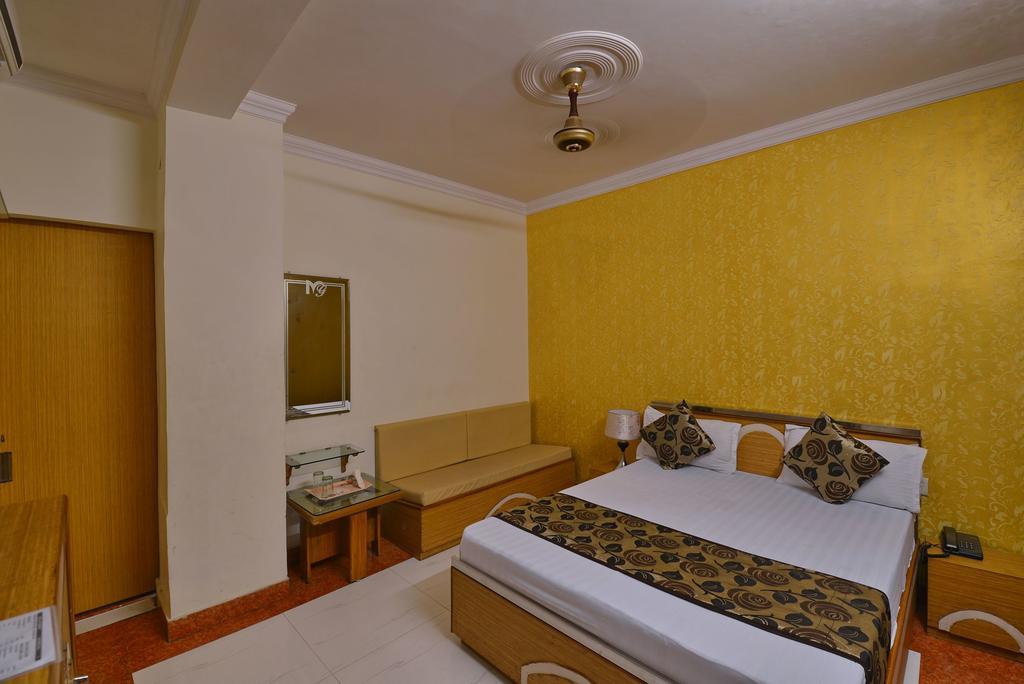 Hotel New Mg Residency Amritsar Bagian luar foto