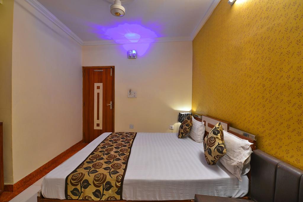 Hotel New Mg Residency Amritsar Bagian luar foto